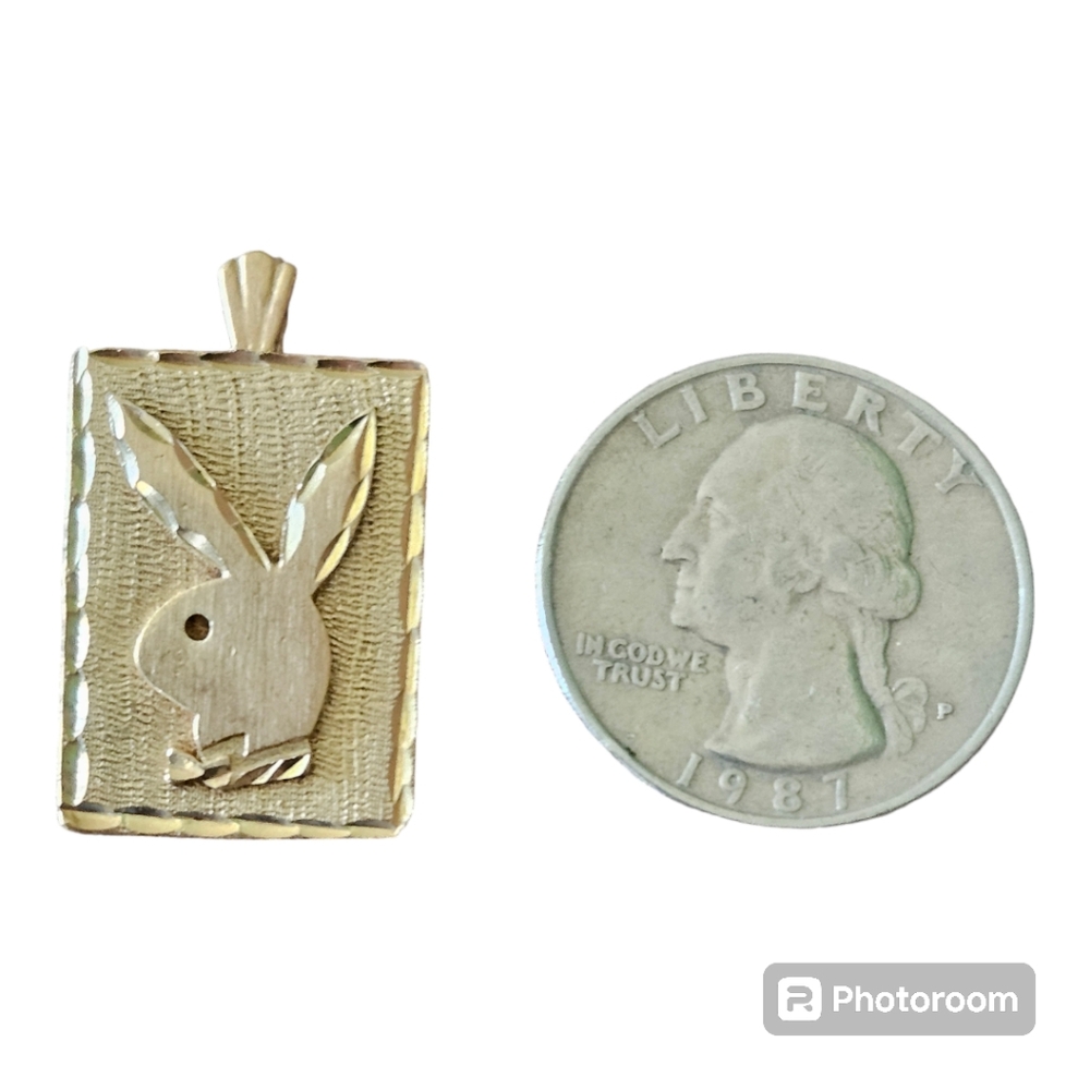 1" Vintage 14k Diamond Cut Rabbit Head Pendant - Picture 5 of 6